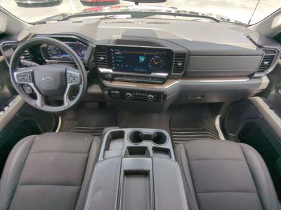 2023 Chevrolet Silverado 1500 — photo 17 view