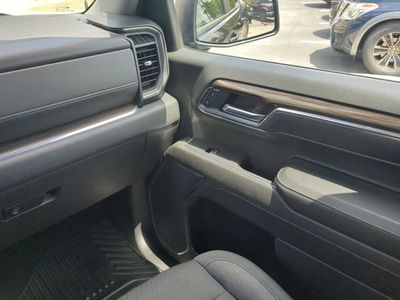 2023 Chevrolet Silverado 1500 — photo 19 view