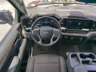 2023 Chevrolet Silverado 1500 — photo 18 view
