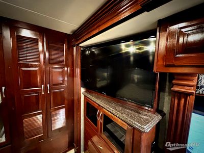 2017 Fleetwood Discovery - Photo 16