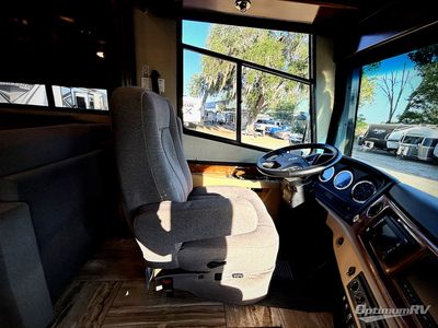 2017 Fleetwood Discovery - Photo 9