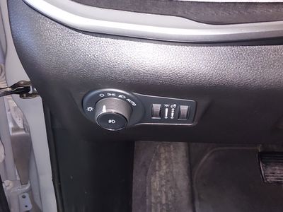 2024 Jeep Compass — photo 13 view