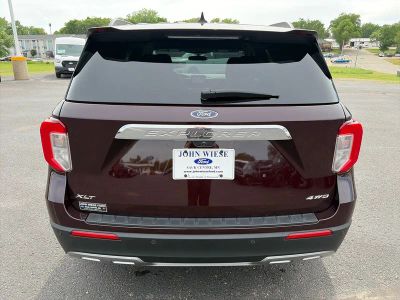 2023 Ford Explorer — interior view