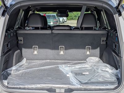 2026 Subaru Outback — photo 13 view