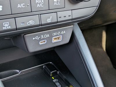 2026 Subaru Outback — photo 33 view