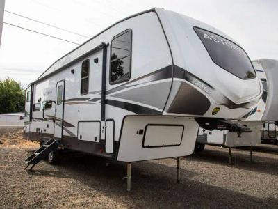 2022 Dutchmen Astoria 1500 2943BHF — front three-quarter view