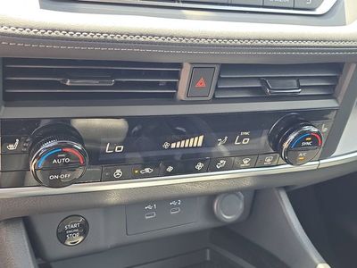 2026 Nissan Rogue — photo 26 view