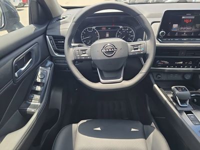 2026 Nissan Rogue — photo 14 view