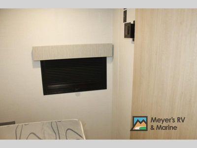 2025 Prime Time RV Tracer — photo 15 view