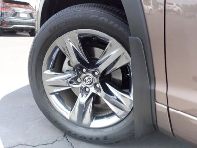 2019 Toyota Highlander — photo 13 view