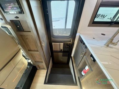 2026 Dynamax Europa — photo 11 view