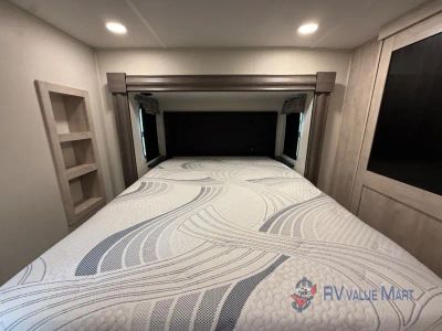2024 Forest River RV Sandpiper Luxury — photo 28 view