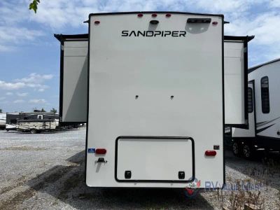 2024 Forest River RV Sandpiper Luxury — detail view