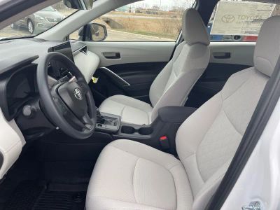 2026 Toyota Corolla Cross - Photo 9