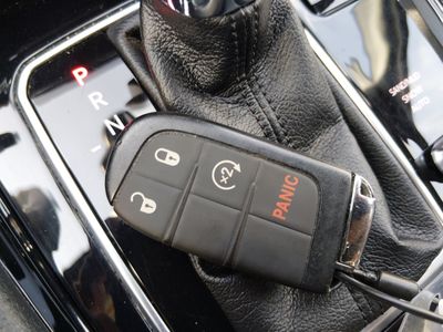 2024 Jeep Compass — photo 15 view