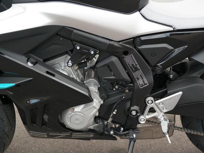 2026 CFMOTO 675SS — photo 12 view
