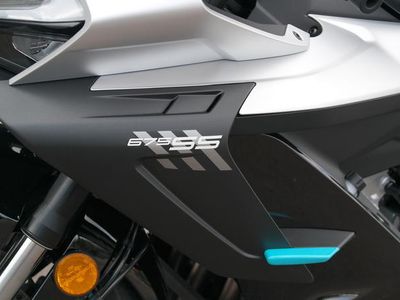 2026 CFMOTO 675SS — photo 11 view