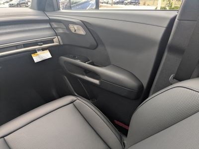 2027 Kia Telluride - Photo 23