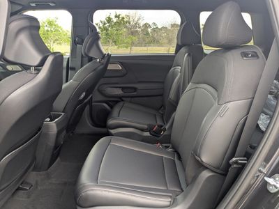 2027 Kia Telluride - Photo 18