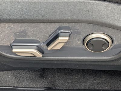 2027 Kia Telluride - Photo 26
