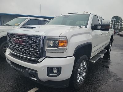 2019 GMC Sierra 2500HD - Photo 1