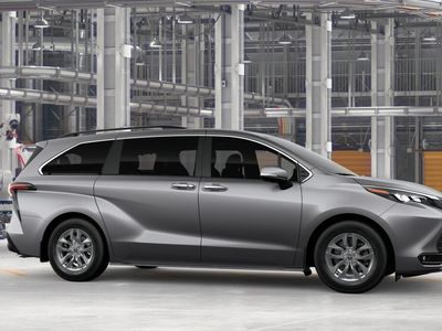 2026 Toyota Sienna — photo 13 view