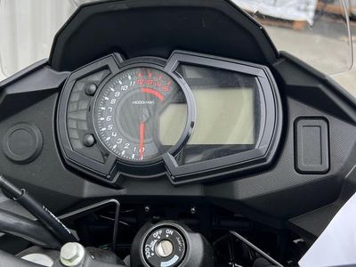 2025 Kawasaki Versys-X 300 ABS — photo 13 view