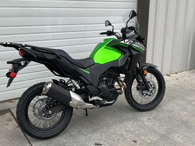 2025 Kawasaki Versys-X 300 ABS — interior view