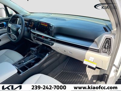 2026 Kia Sorento — photo 13 view