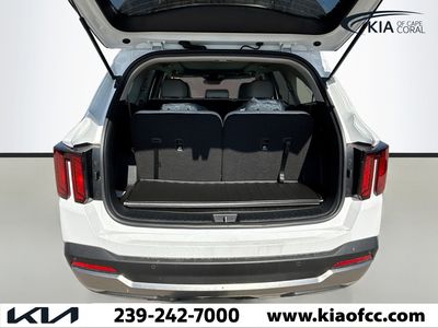 2026 Kia Sorento — photo 11 view