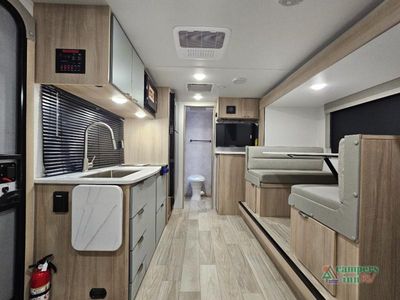 2025 Winnebago Micro Minnie - Photo 11