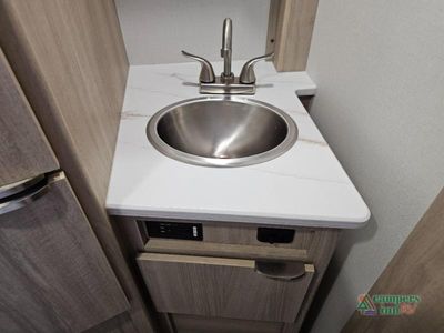 2025 Winnebago Micro Minnie - Photo 50