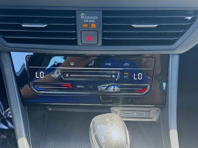2026 Volkswagen Jetta - Photo 14