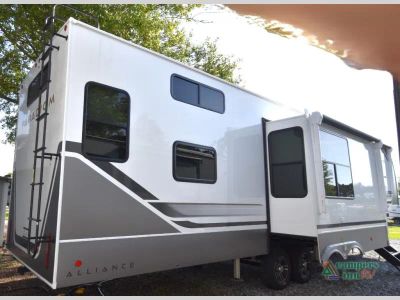 2026 Alliance RV Paradigm — photo 9 view