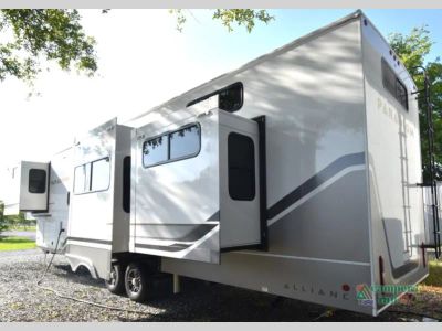 2026 Alliance RV Paradigm — photo 7 view