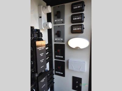2026 Alliance RV Paradigm — photo 15 view