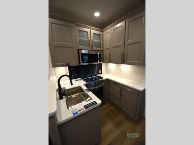 2026 Alliance RV Paradigm — photo 40 view