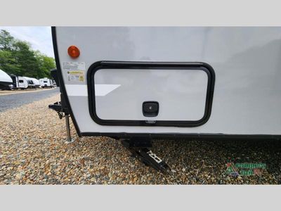 2021 Venture RV Sonic - Photo 10