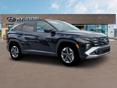 2025 Hyundai Tucson — photo 10 view