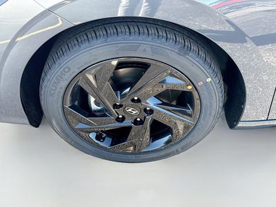 2026 Hyundai ELANTRA — photo 23 view