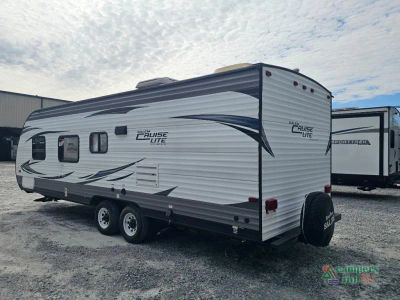 2016 Forest River RV Salem — engine compartment view