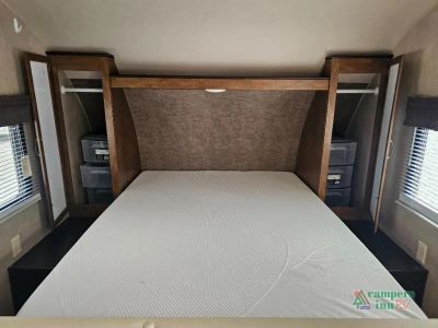 2016 Forest River RV Salem — photo 40 view