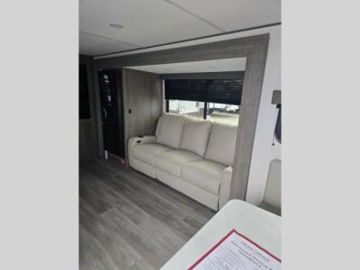 2026 Grand Design Transcend - Photo 19