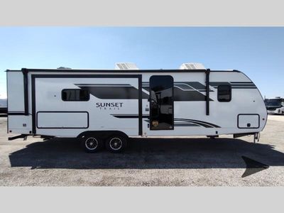 2025 CrossRoads RV Sunset Trail — photo 10 view