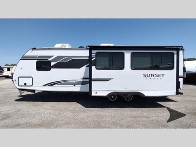 2025 CrossRoads RV Sunset Trail — photo 13 view