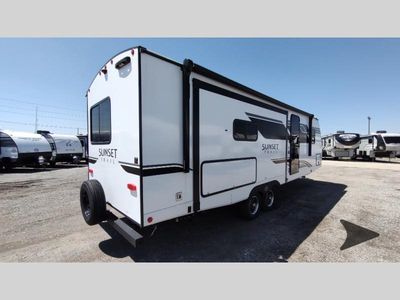 2025 CrossRoads RV Sunset Trail — photo 7 view