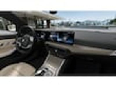 2026 BMW 3 Series 330i - Photo 32