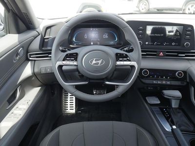 2026 Hyundai Elantra - Photo 31