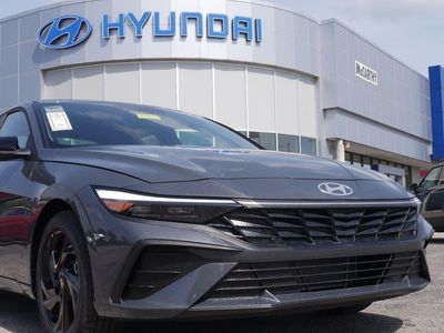 2026 Hyundai Elantra - Photo 3