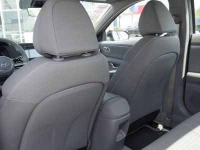 2026 Hyundai Elantra - Photo 23